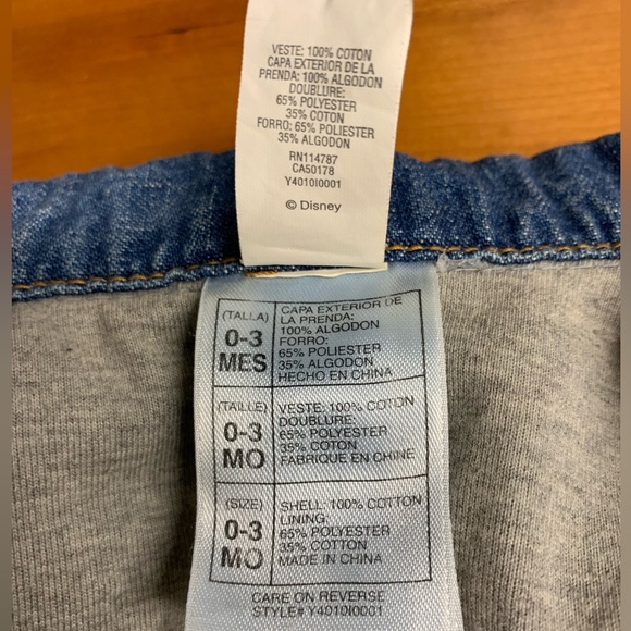 Disney Store Winnie the Pooh button down Blue Jean Jacket Sz 0-3 months - Picture 2 of 6